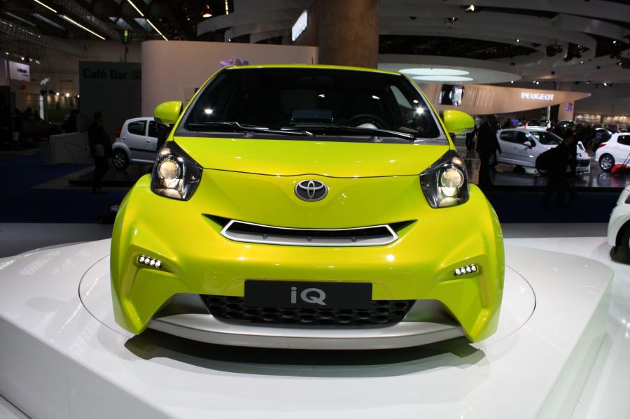  Toyota iQ Sports 2009 года  (фото 5 из 18)